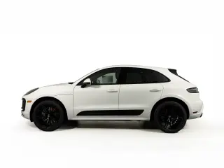 2026 Porsche Macan GTS - Photo 13