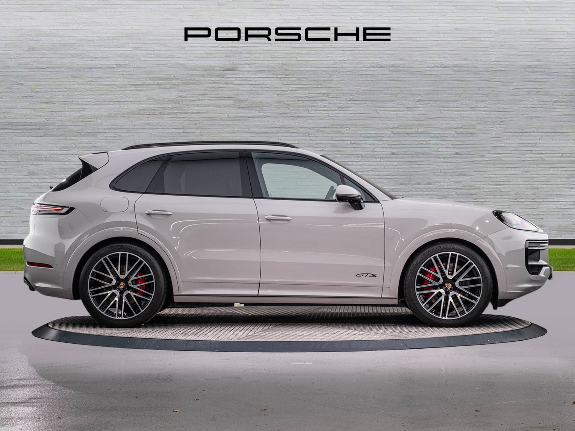 Cayenne GTS, photo 2 of 56