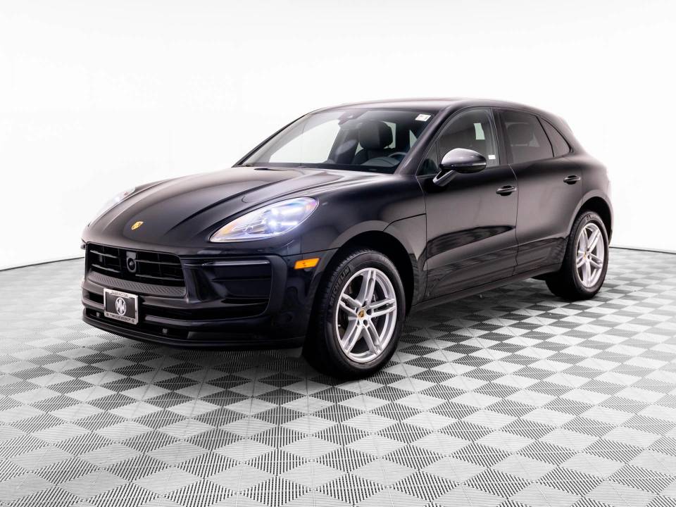 2026 Porsche Macan T