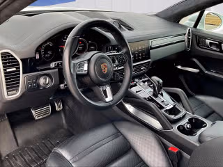 2023 Porsche Cayenne Coup Turbo - Photo 25