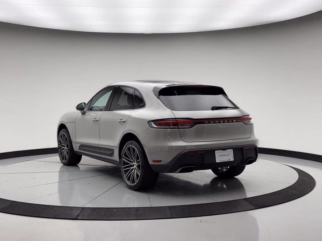 2026 Porsche Macan Base - Photo 20