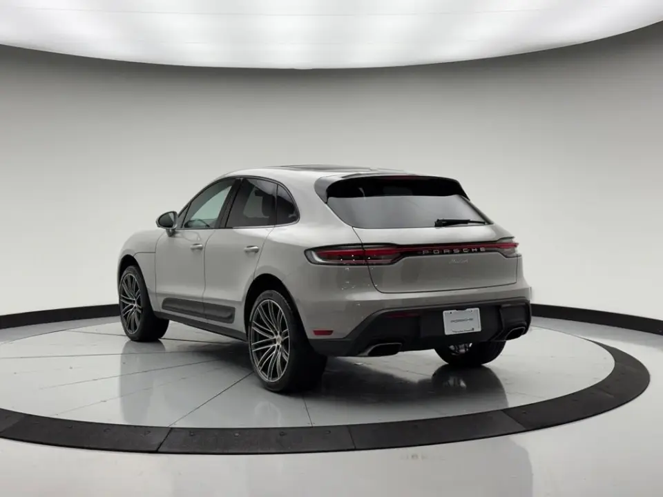 2026 Porsche Macan Base - Photo 23