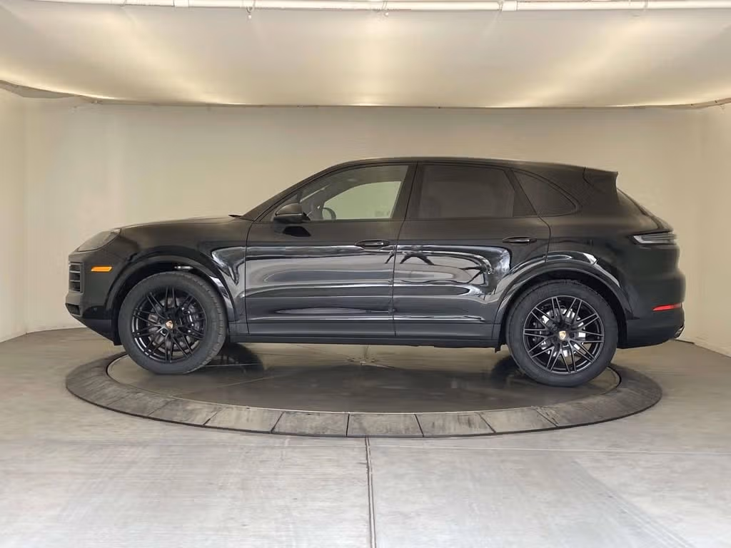 2026 Porsche Cayenne Base - Photo 12