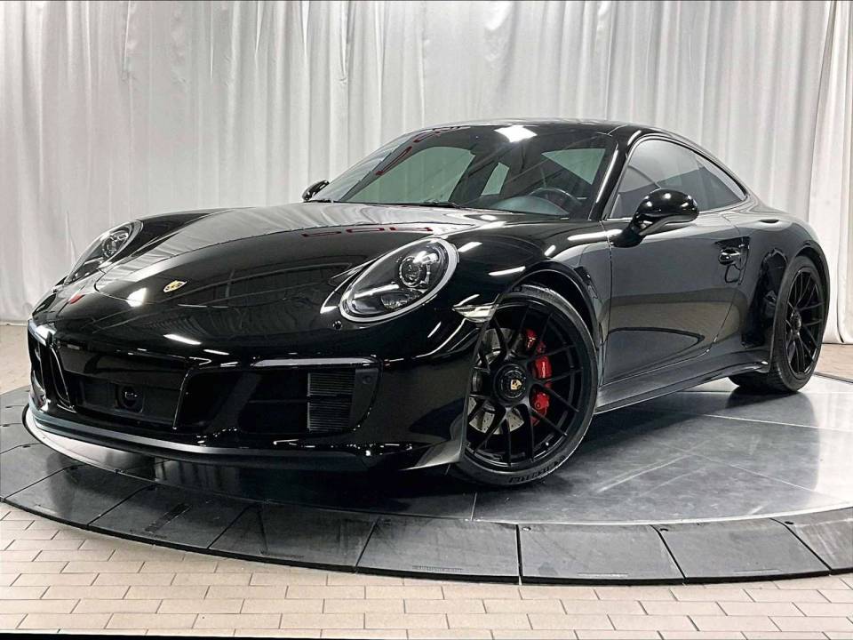 2017 Porsche 911 Carrera GTS