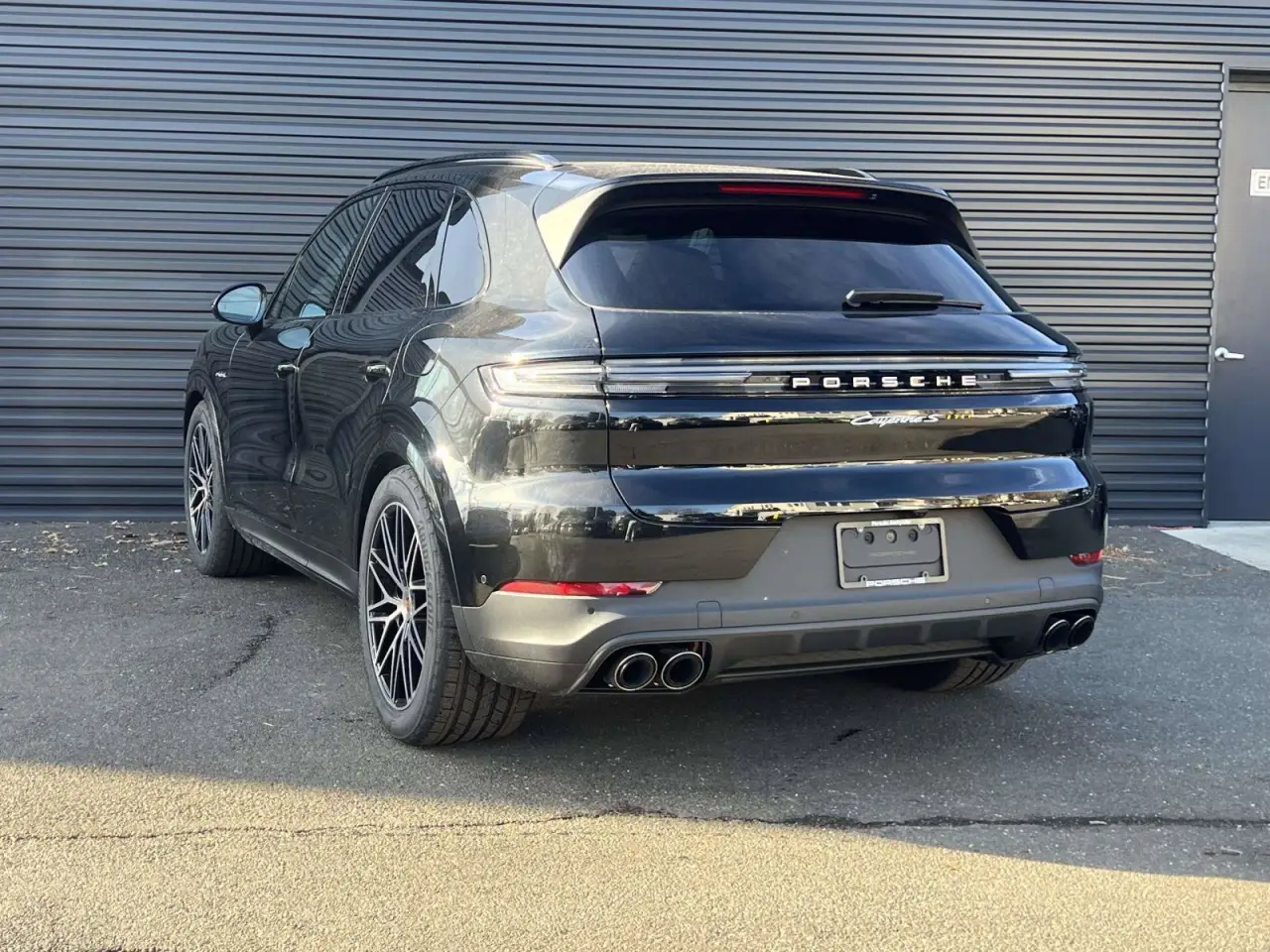 2026 Porsche Cayenne S E-Hybrid - Photo 24