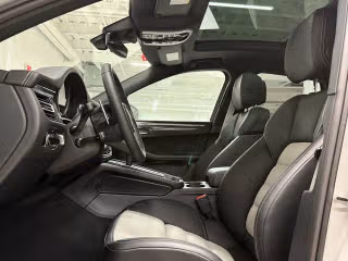 2026 Porsche Macan GTS - Photo 33