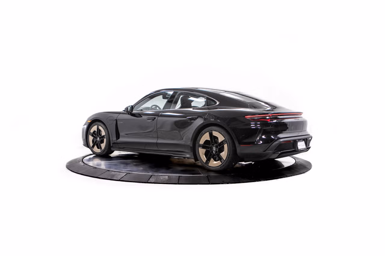 2026 Porsche Taycan Turbo S - Photo 20