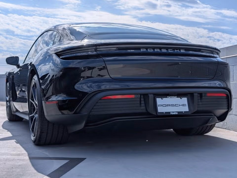 2026 Porsche Taycan Base - Photo 19