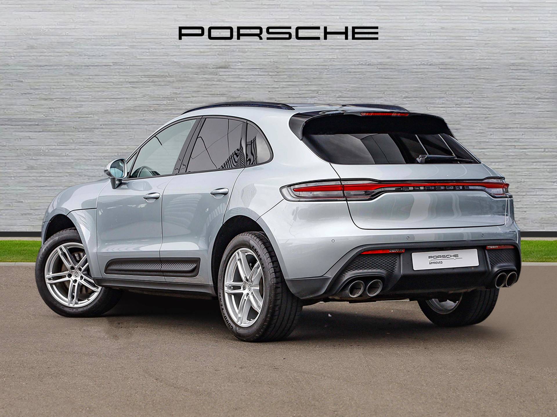 Macan, photo 2 of 34