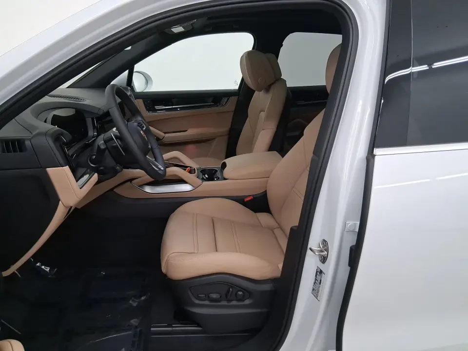 2026 Porsche Cayenne Base - Photo 39