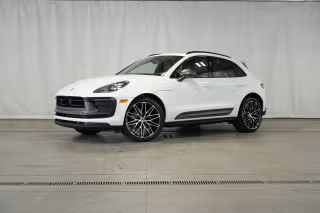 2025 Porsche Macan T's photo
