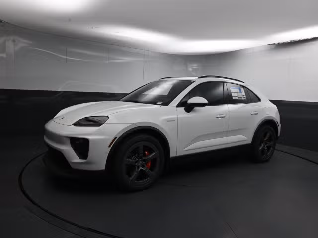 Used 2025 Porsche Macan S with VIN WP1AB2XA1SL150429 for sale in Greenville, SC