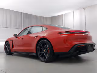 2026 Porsche Taycan GTS - Photo 17
