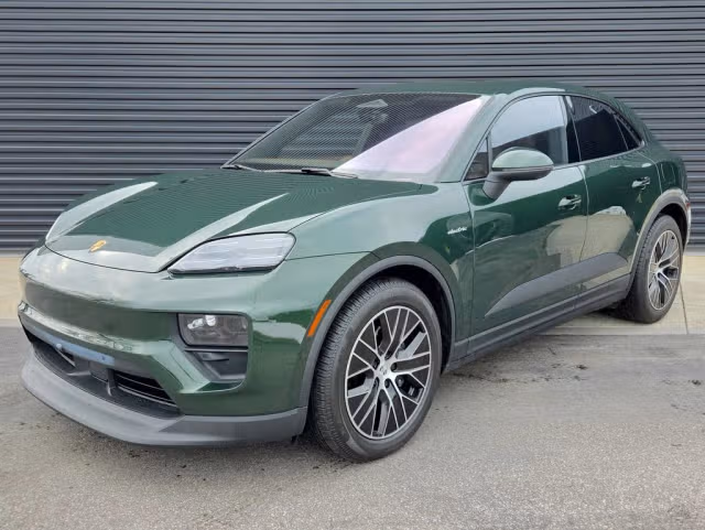 Used 2025 Porsche Macan Base with VIN WP1AD2XA4SL077583 for sale in North Olmsted, OH