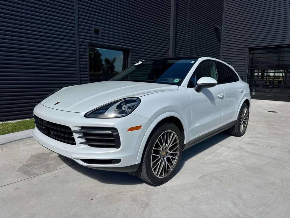 2022 Porsche Cayenne Coup Platinum Edition
