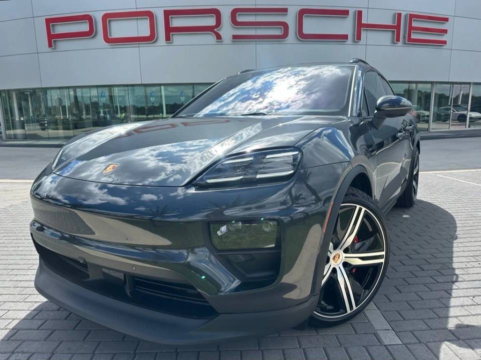 2026 Porsche Macan S