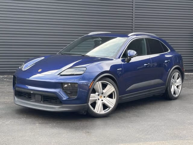 Used 2024 Porsche Macan Base with VIN WP1AA2XA7RL000192 for sale in Shelby Township, MI