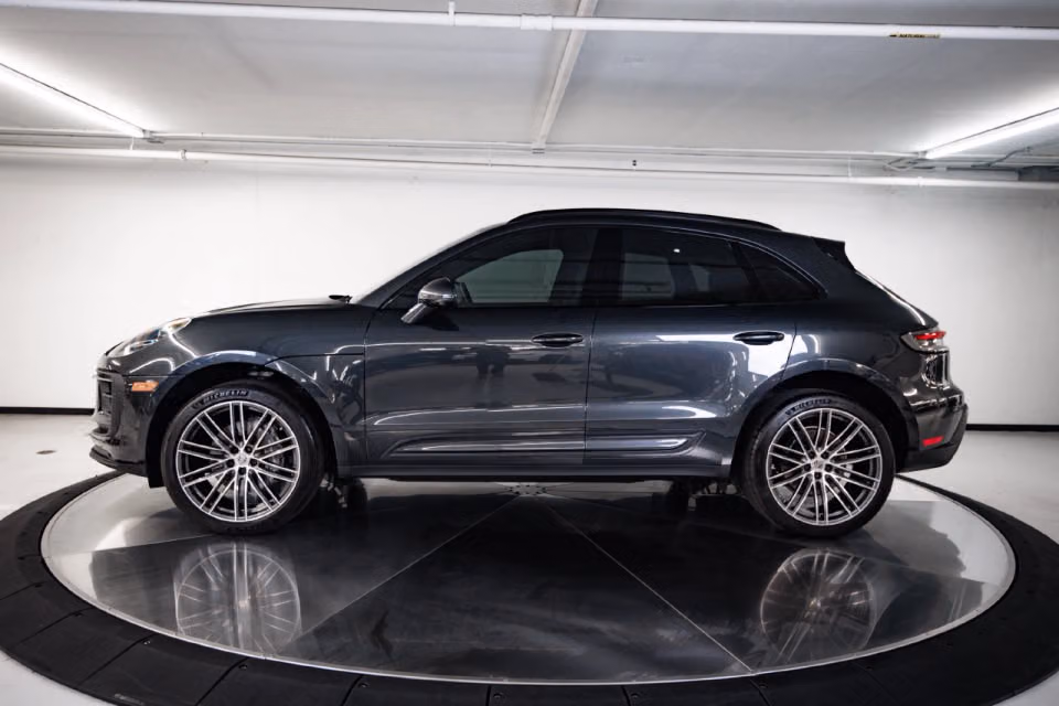 2025 Porsche Macan, photo 11