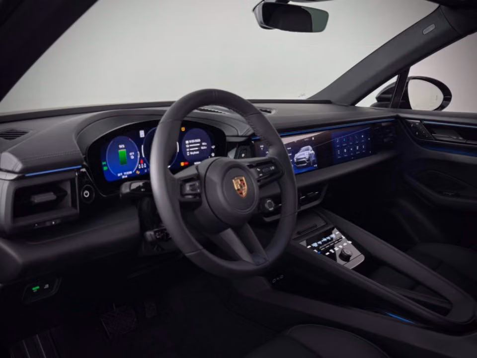 2025 Porsche Macan Base - Photo 27