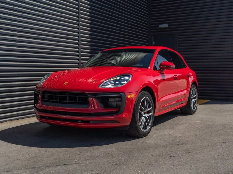 2022 Porsche Macan S