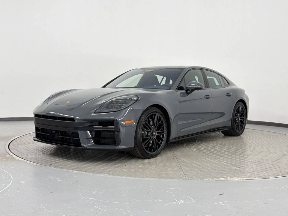 2026 Porsche Panamera