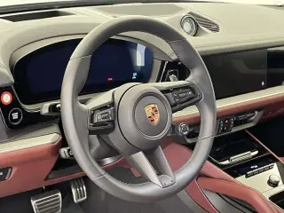 2026 Porsche Cayenne Coup S - Photo 29