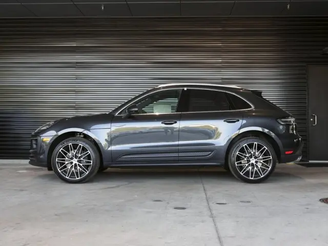 2026 Porsche Macan Base - Photo 14