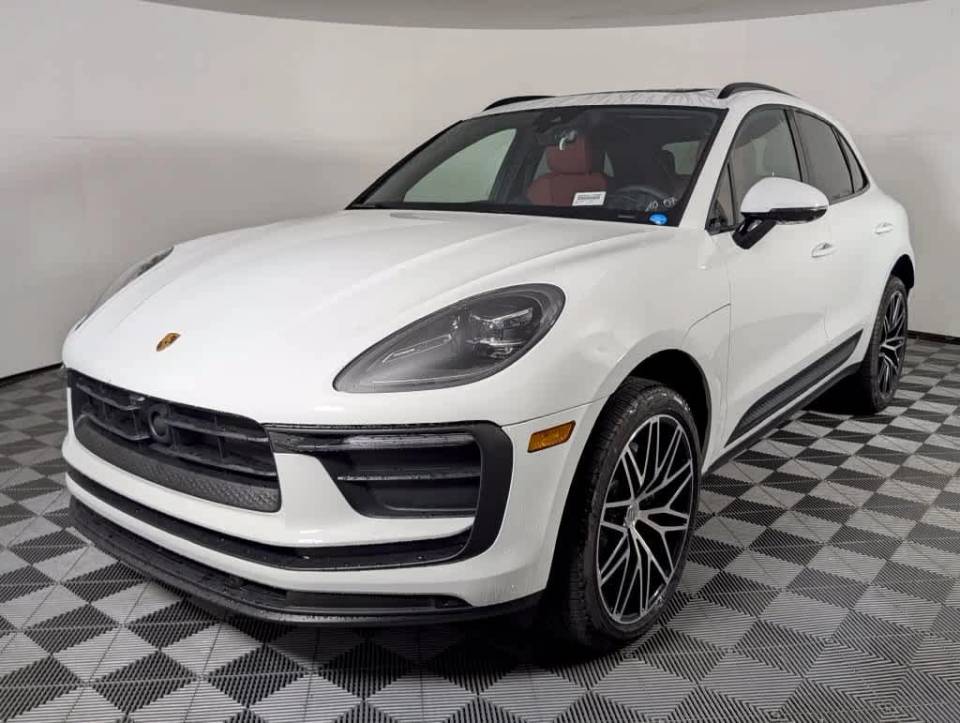 2026 Porsche Macan