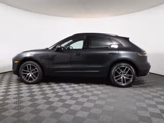 2026 Porsche Macan Base - Photo 9