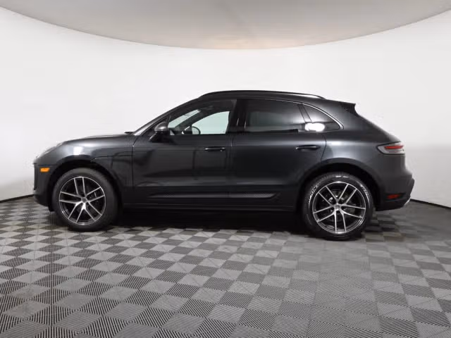 2026 Porsche Macan Base - Photo 10