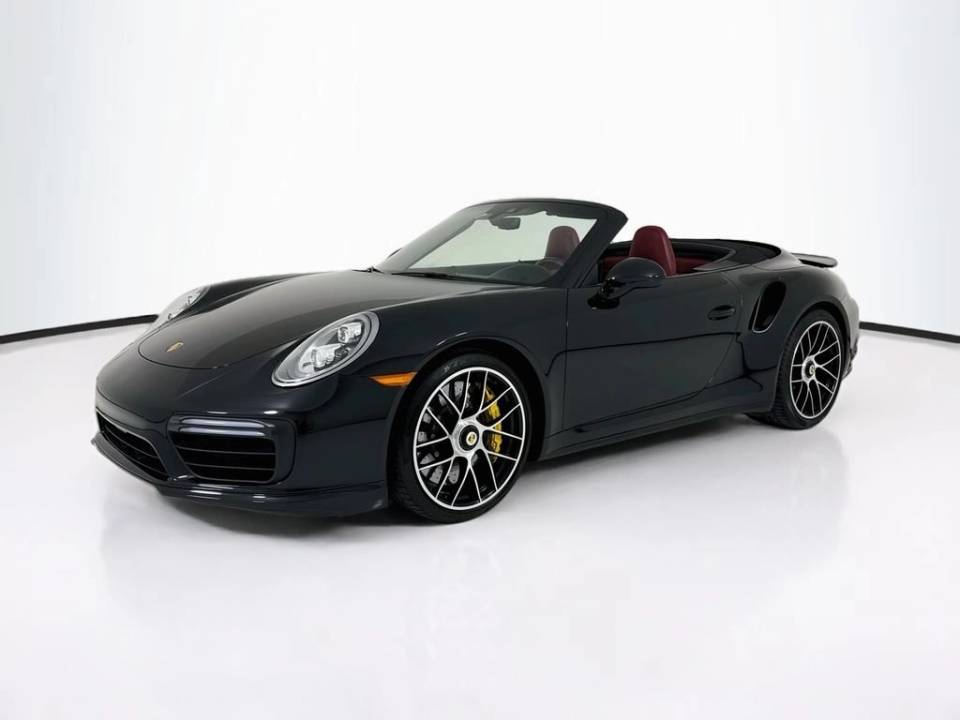 2019 Porsche 911 Turbo S Cabriolet