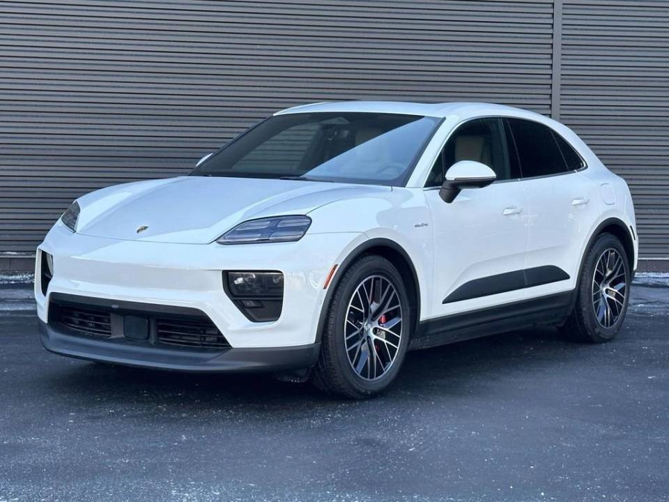 2025 Porsche Macan