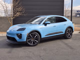 2025 Porsche Macan