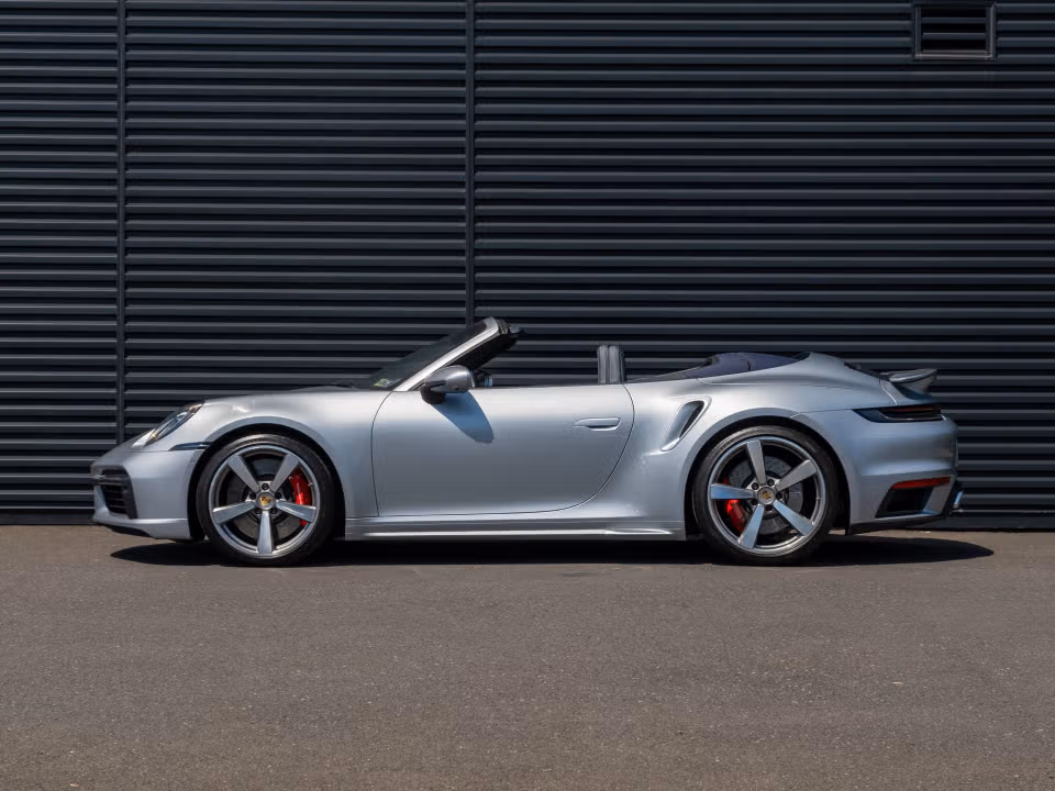 2022 Porsche 911 Turbo - Photo 11