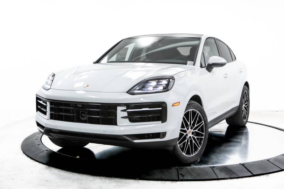 2025 Porsche Cayenne Coup Base