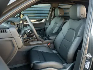 2026 Porsche Cayenne Base - Photo 37