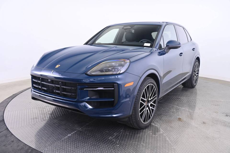 2026 Porsche Cayenne Base
