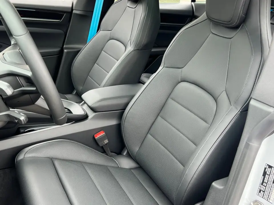 2026 Porsche Macan Base - Photo 39