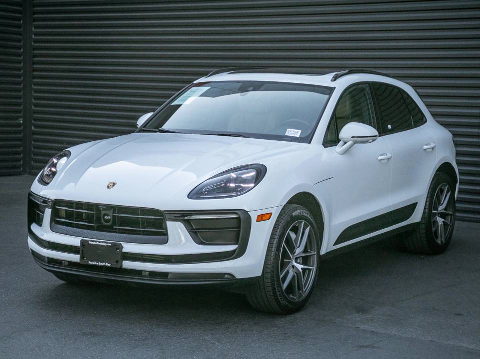 2024 Porsche Macan T