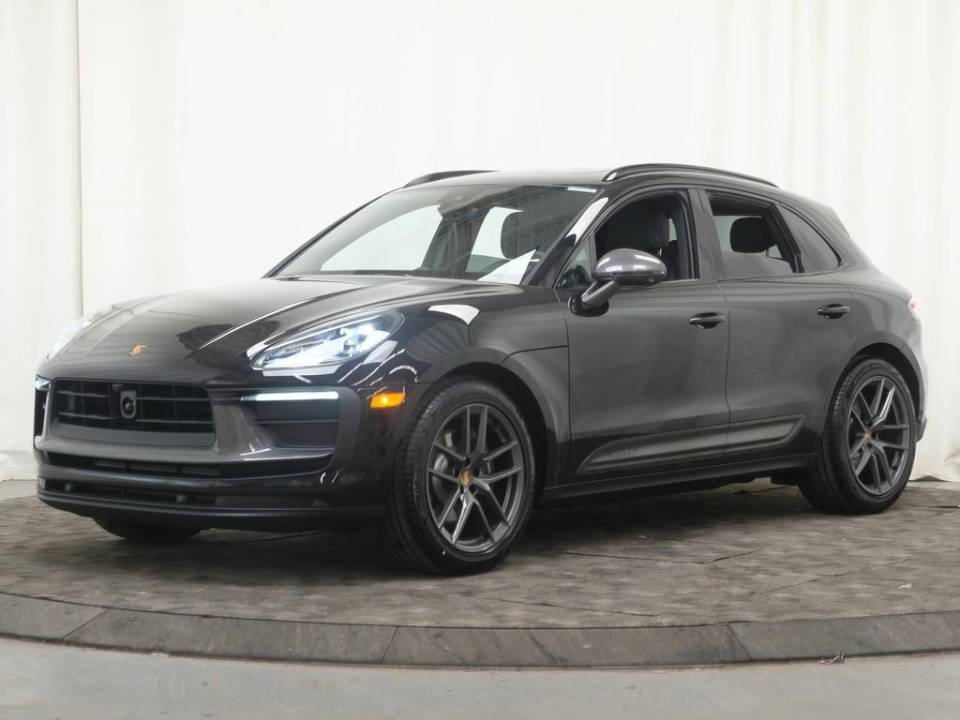 2026 Porsche Macan T