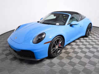 2025 Porsche 911 Targa 4 GTS's photo