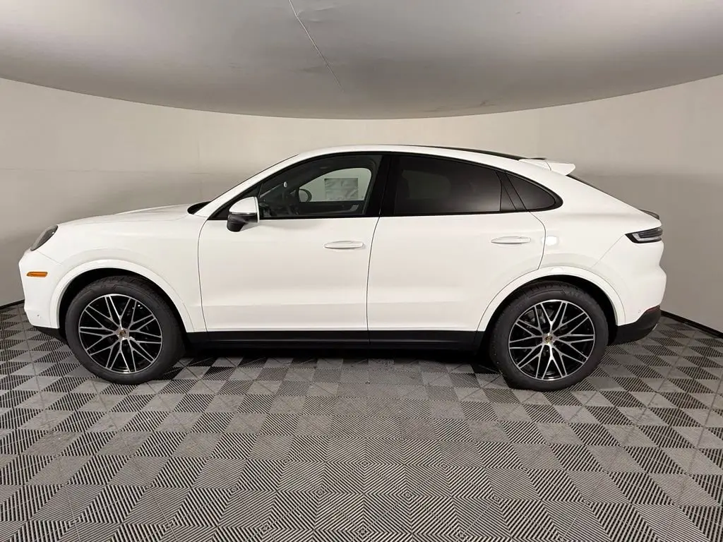 2025 Porsche Cayenne Coup Base - Photo 16