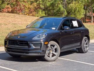 2026 Porsche Macan's photo
