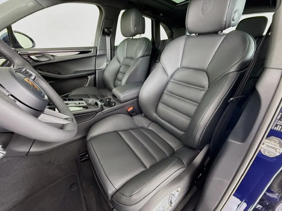 2026 Porsche Macan Base - Photo 39