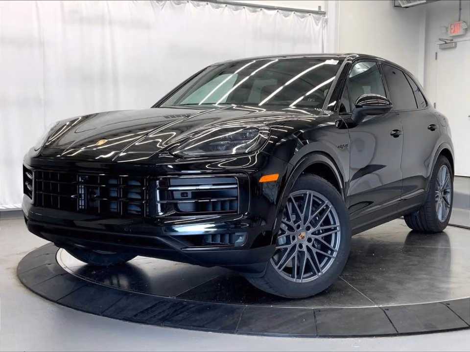 2026 Porsche Cayenne E-Hybrid - Photo 3