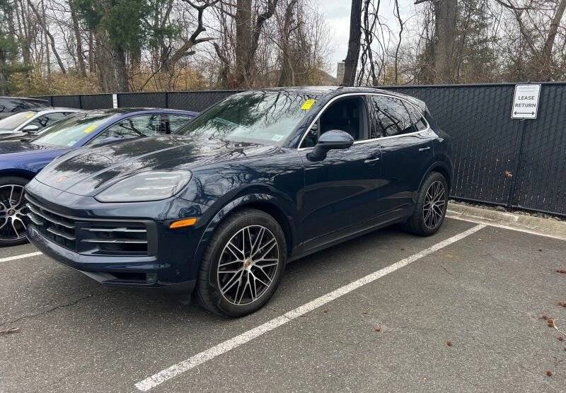 2024 Porsche Cayenne Base