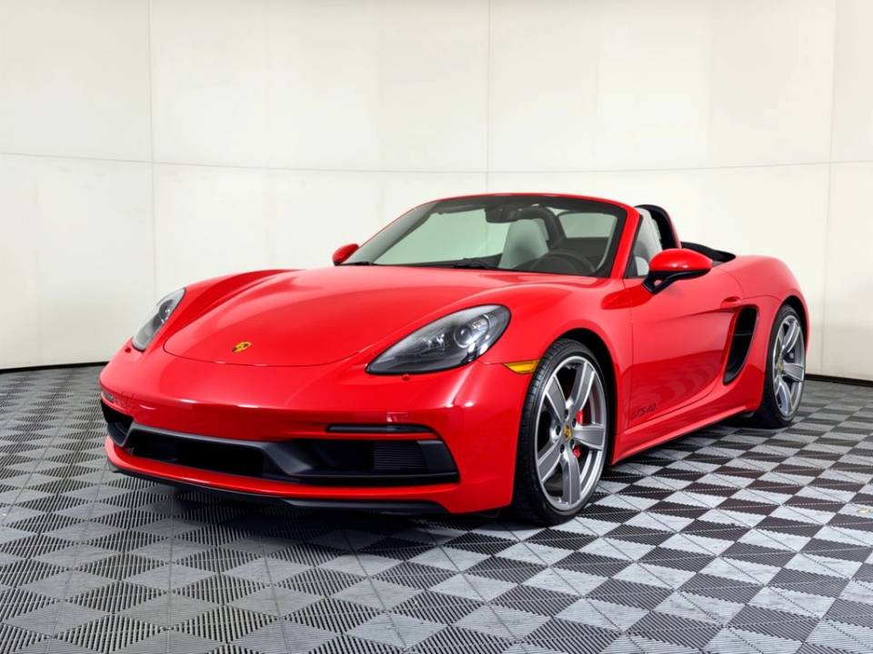2023 Porsche 718