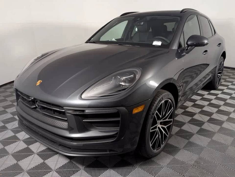 2026 Porsche Macan