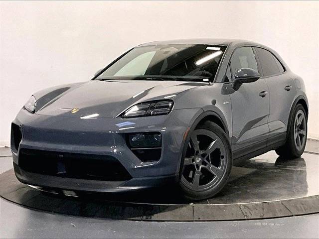 2025 Porsche Macan Base