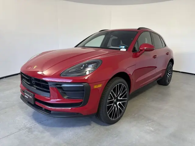 2025 Porsche Macan - Photo 6